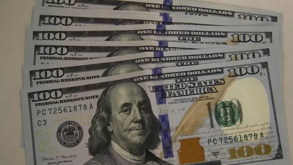 Dólar fecha a R$ 5,11 em meio a trégua entre EUA e Irã