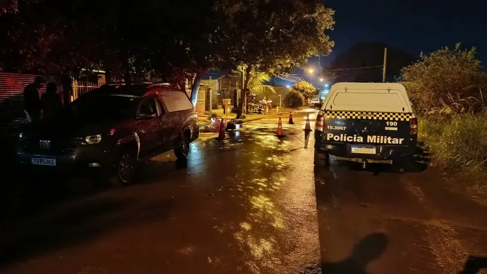 Estudante é morto a tiros ao reduzir velocidade em quebra-molas em MS
