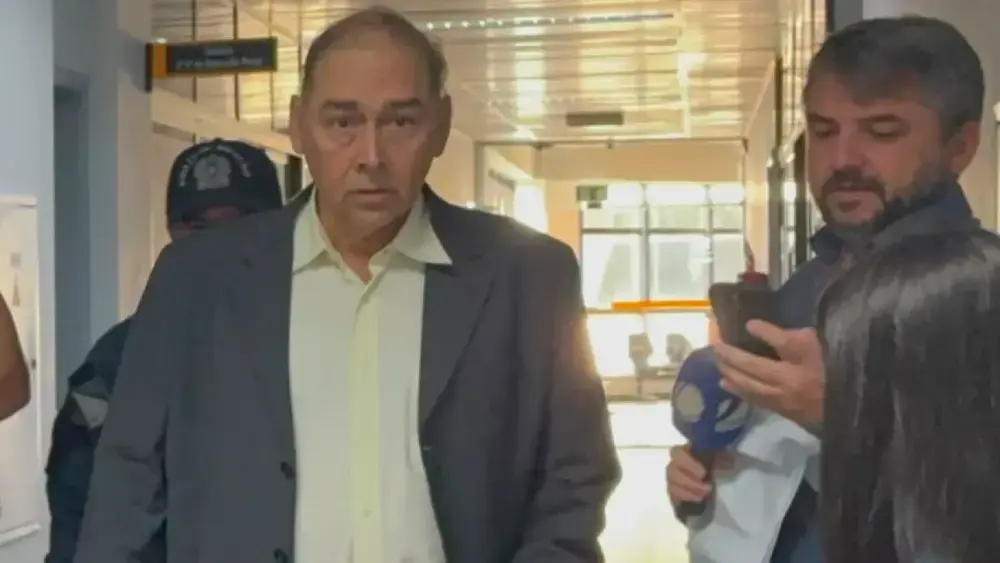Ex-prefeito passa mal e é internado após STJ negar liberdade