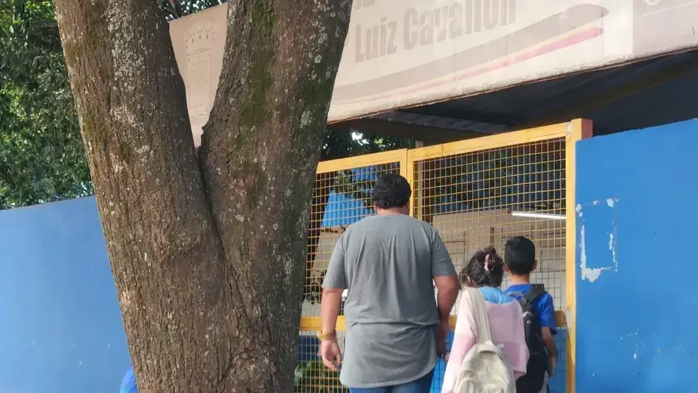 Furto de fiação interrompe aulas em seis salas no Jardim Botafogo