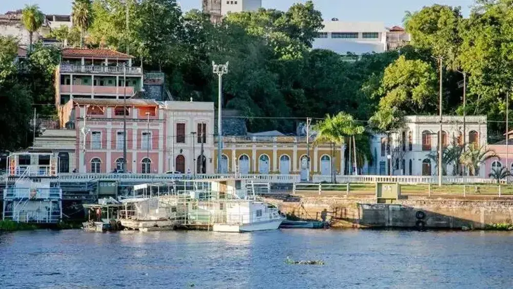 Livro revela arquitetura moderna de Corumbá e defende preservação