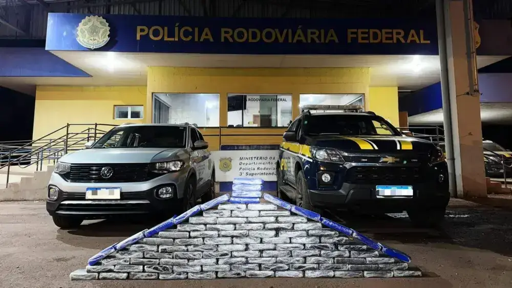 Militar usa neto como disfarce para traficar 96 kg de cocaína